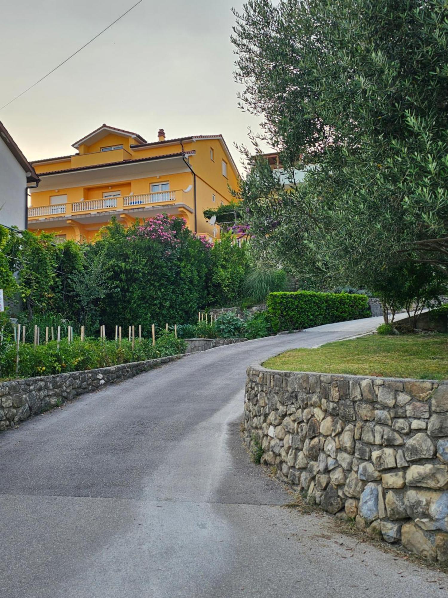 Rooms Neda Rab Town Exterior foto